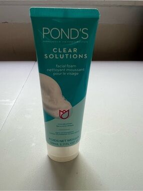 Pond's Clear Solution, Foaming Face Wash